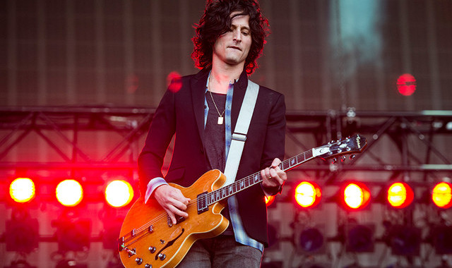 2015thestrokes_027_jh_190615-article_x4